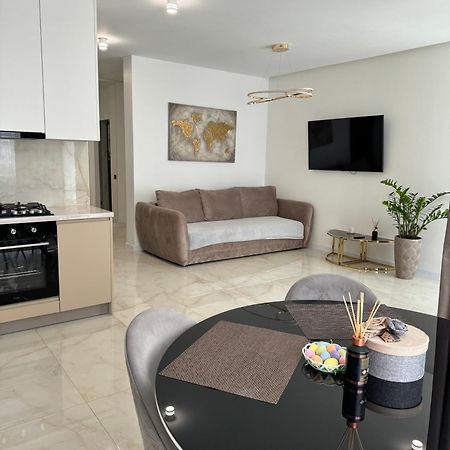 Жк Great Britain Apartment Лвив Екстериор снимка