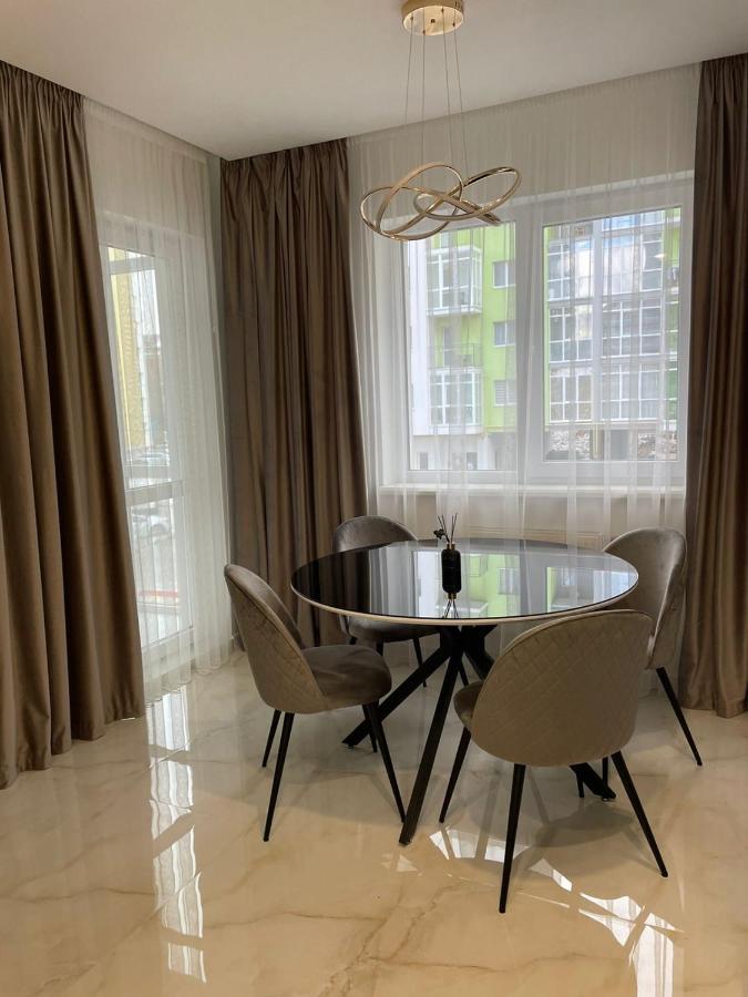 Жк Great Britain Apartment Лвив Екстериор снимка