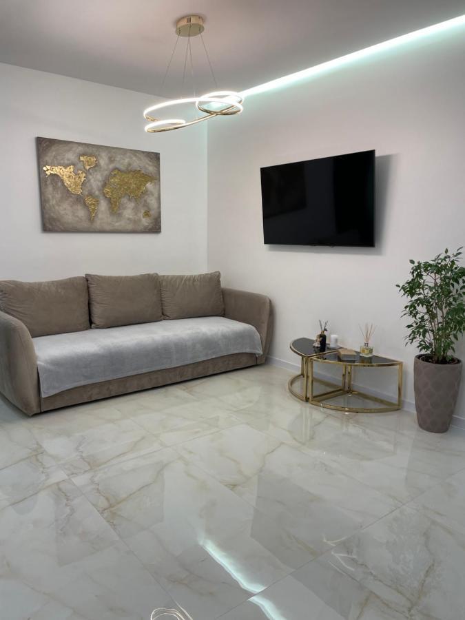 Жк Great Britain Apartment Лвив Екстериор снимка